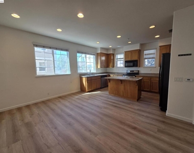 2985 First Street - Photo Thumbnail 10