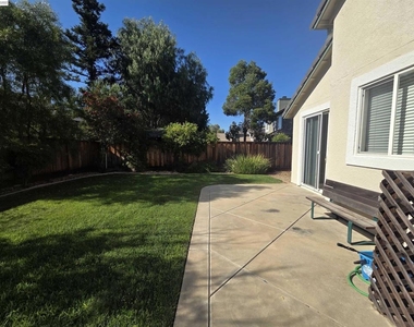 1646 Mallard St - Photo Thumbnail 42