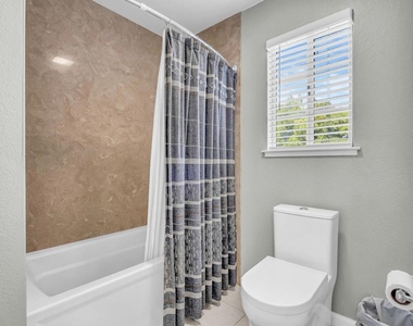 2435 Pinehurst Court - Photo Thumbnail 41