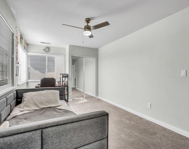 2435 Pinehurst Court - Photo Thumbnail 38