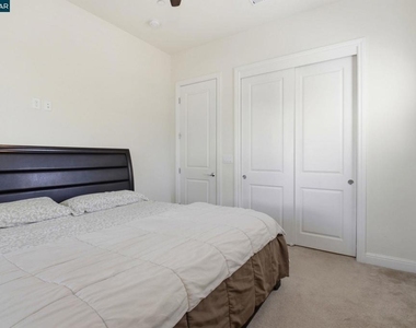 1365 Bayberry View Lane - Photo Thumbnail 29