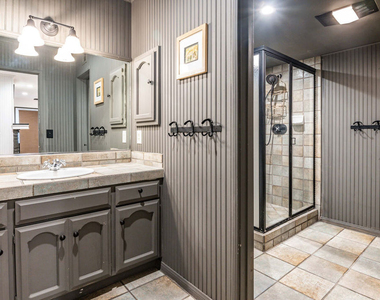 5228 Palm Drive - Photo Thumbnail 12
