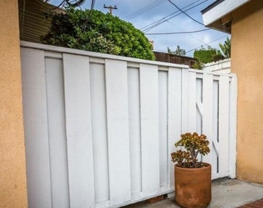 12938 Biola Avenue - Photo Thumbnail 25