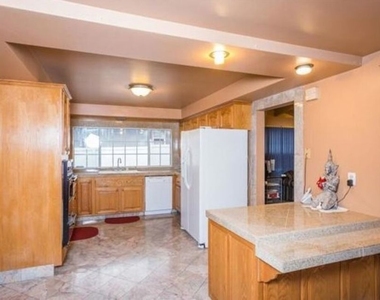 12938 Biola Avenue - Photo Thumbnail 8