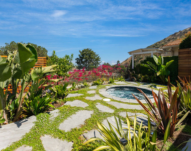 7211 Chelan Way - Photo Thumbnail 27