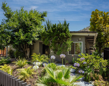7211 Chelan Way - Photo Thumbnail 3