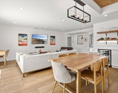 6212 Tunney Avenue - Photo Thumbnail 7
