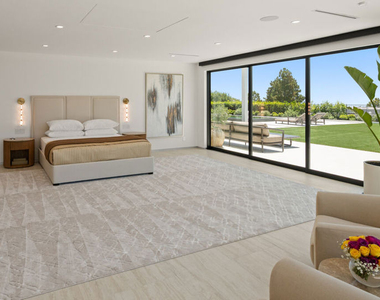365 Trousdale Place - Photo Thumbnail 30