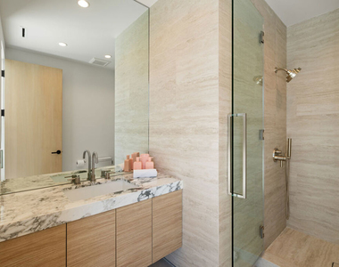365 Trousdale Place - Photo Thumbnail 44
