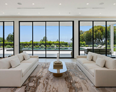 365 Trousdale Place - Photo Thumbnail 12