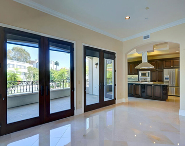 10830 Massachusetts Avenue - Photo Thumbnail 4