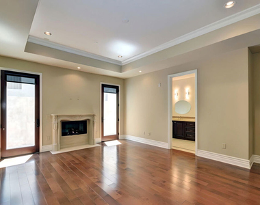10830 Massachusetts Avenue - Photo Thumbnail 8