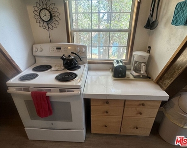 1295 Balsam Drive - Photo Thumbnail 4