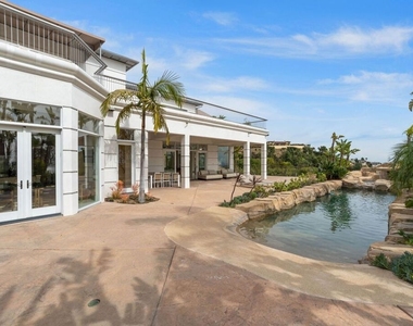 360 Trousdale Place - Photo Thumbnail 18