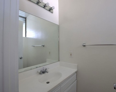 11133 Rose Avenue - Photo Thumbnail 11