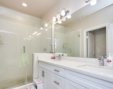 9831 Alburtis Avenue - Photo Thumbnail 33