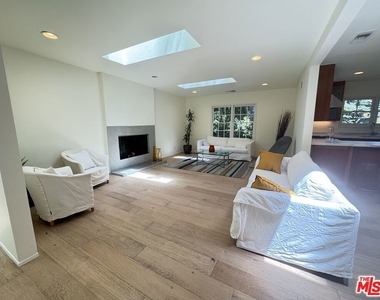 7586 Woodrow Wilson Drive - Photo Thumbnail 6