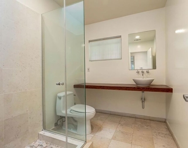 7586 Woodrow Wilson Drive - Photo Thumbnail 22