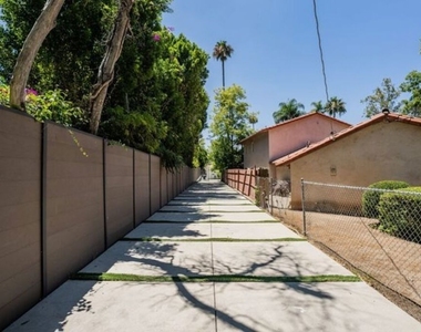 17520 Embassy Drive - Photo Thumbnail 38