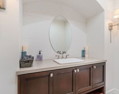 17520 Embassy Drive - Photo Thumbnail 22
