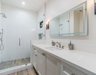 17520 Embassy Drive - Photo Thumbnail 25