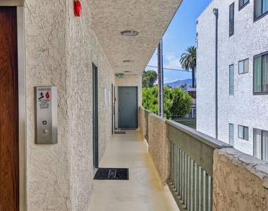 311 Montana Avenue - Photo Thumbnail 22