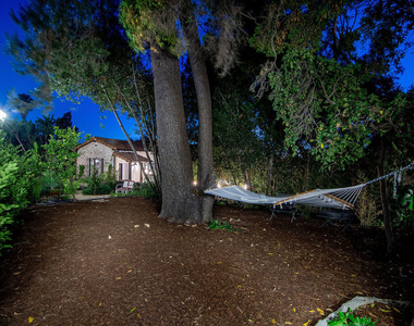 3475 N Knoll Drive - Photo Thumbnail 32