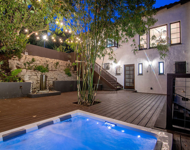 3475 N Knoll Drive - Photo Thumbnail 37
