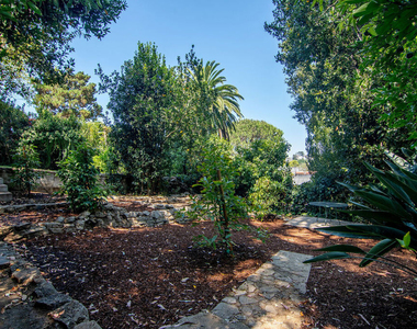 3475 N Knoll Drive - Photo Thumbnail 39