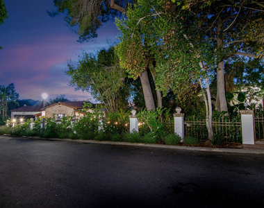 3475 N Knoll Drive - Photo Thumbnail 1
