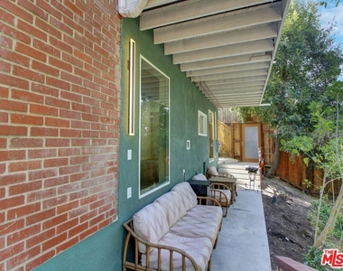 6921 Paseo Del Serra - Photo Thumbnail 16