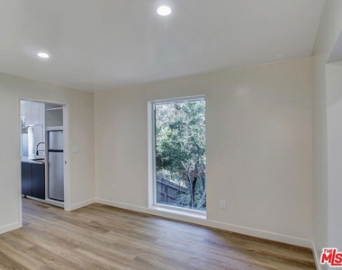 6921 Paseo Del Serra - Photo Thumbnail 10