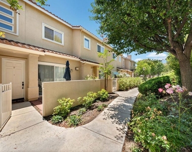 25715 Wagner Way - Photo Thumbnail 19