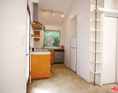 625 Santa Clara Avenue - Photo Thumbnail 32