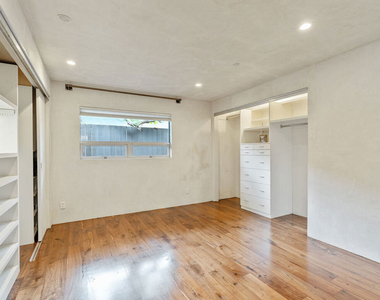 625 Santa Clara Avenue - Photo Thumbnail 25