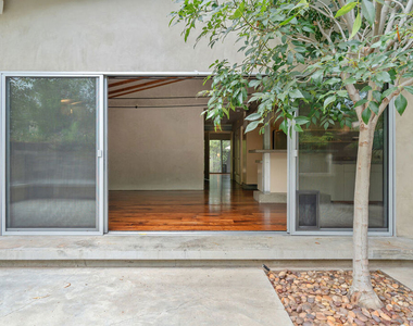 625 Santa Clara Avenue - Photo Thumbnail 7