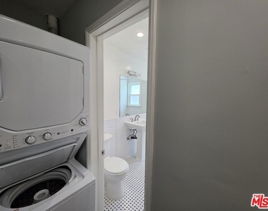 102 Gaviota Avenue - Photo Thumbnail 28