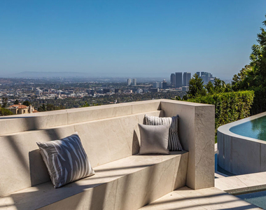 9364 Beverly Crest Drive - Photo Thumbnail 27