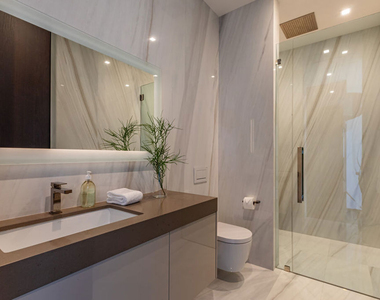 9364 Beverly Crest Drive - Photo Thumbnail 15