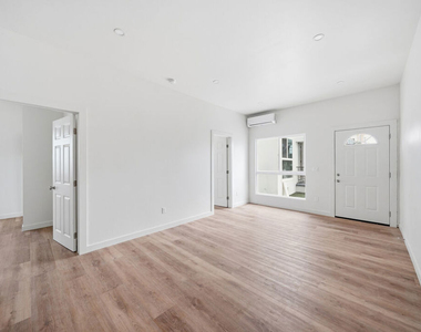 3020 W 12th Street - Photo Thumbnail 1