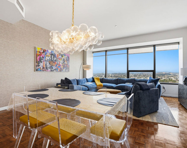 1100 Wilshire Boulevard - Photo Thumbnail 2