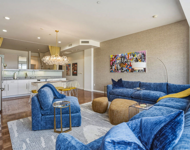 1100 Wilshire Boulevard - Photo Thumbnail 9