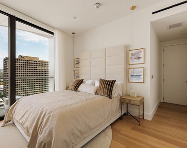 211 W Elm Court - Photo Thumbnail 10