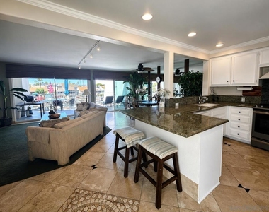 92 Antigua - Photo Thumbnail 3
