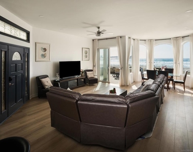 806 Ocean Ln - Photo Thumbnail 6