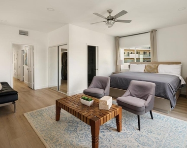 806 Ocean Ln - Photo Thumbnail 23