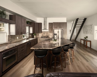 806 Ocean Ln - Photo Thumbnail 11