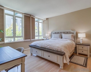 555 Front St - Photo Thumbnail 22