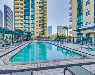 555 Front St - Photo Thumbnail 43