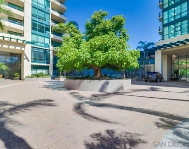 555 Front St - Photo Thumbnail 49